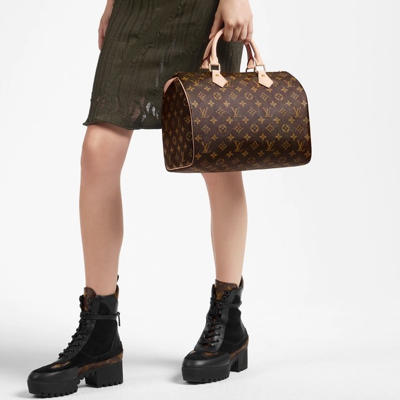 Authentic Louis Vuitton Monogram Speedy 30 - Picture 3 of 12